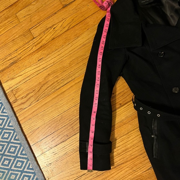 Mackage classic fine Italian wool and leather coat size Sin great condition - Picture 10 of 15